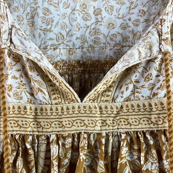 Old Navy Bohemian Floral Blouse Size S - Picture 6 of 8